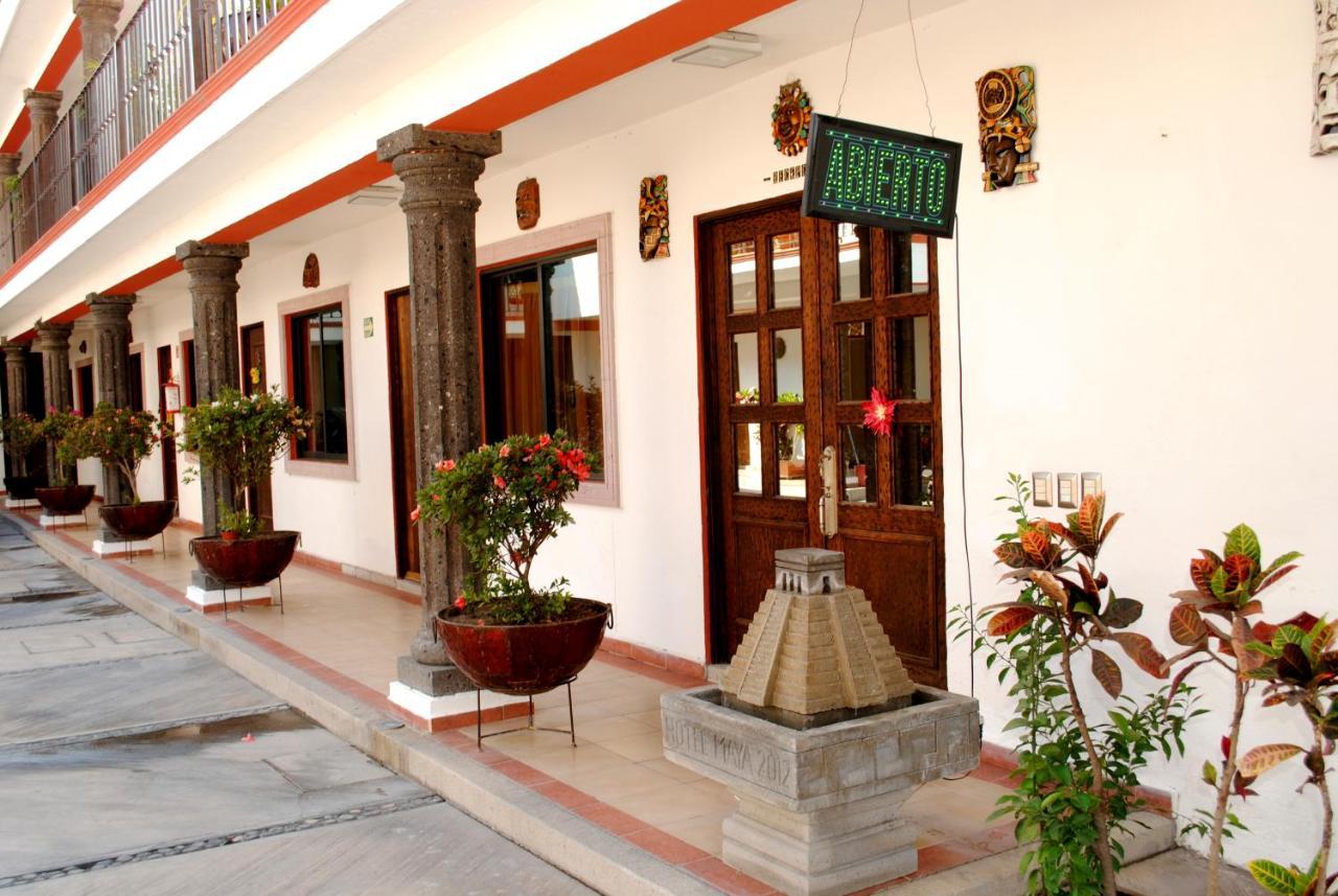 Hotel Maya 2012 อมาคูแซก ภายนอก รูปภาพ